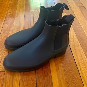Mens Hunter Boots - Size 9 - Lightly Used
